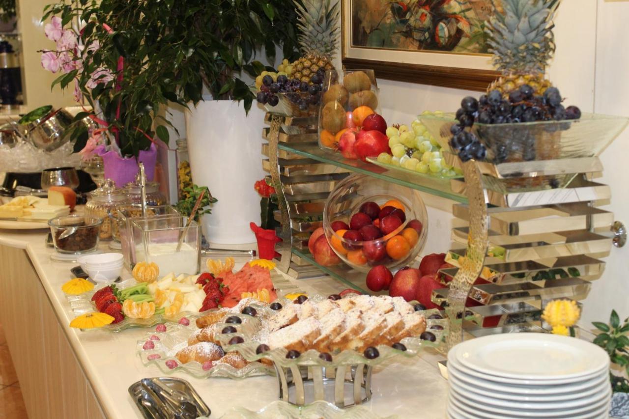 Hotel Aurora Mare Rimini Dış mekan fotoğraf