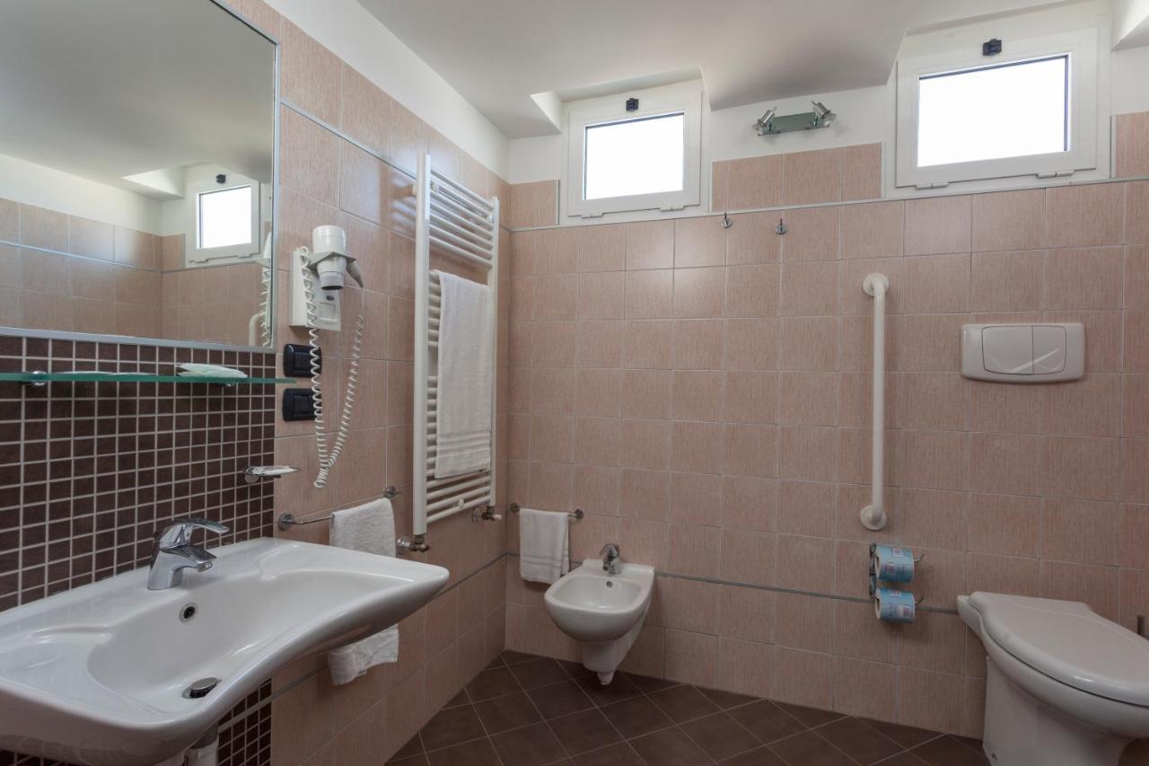 Hotel Aurora Mare Rimini Dış mekan fotoğraf